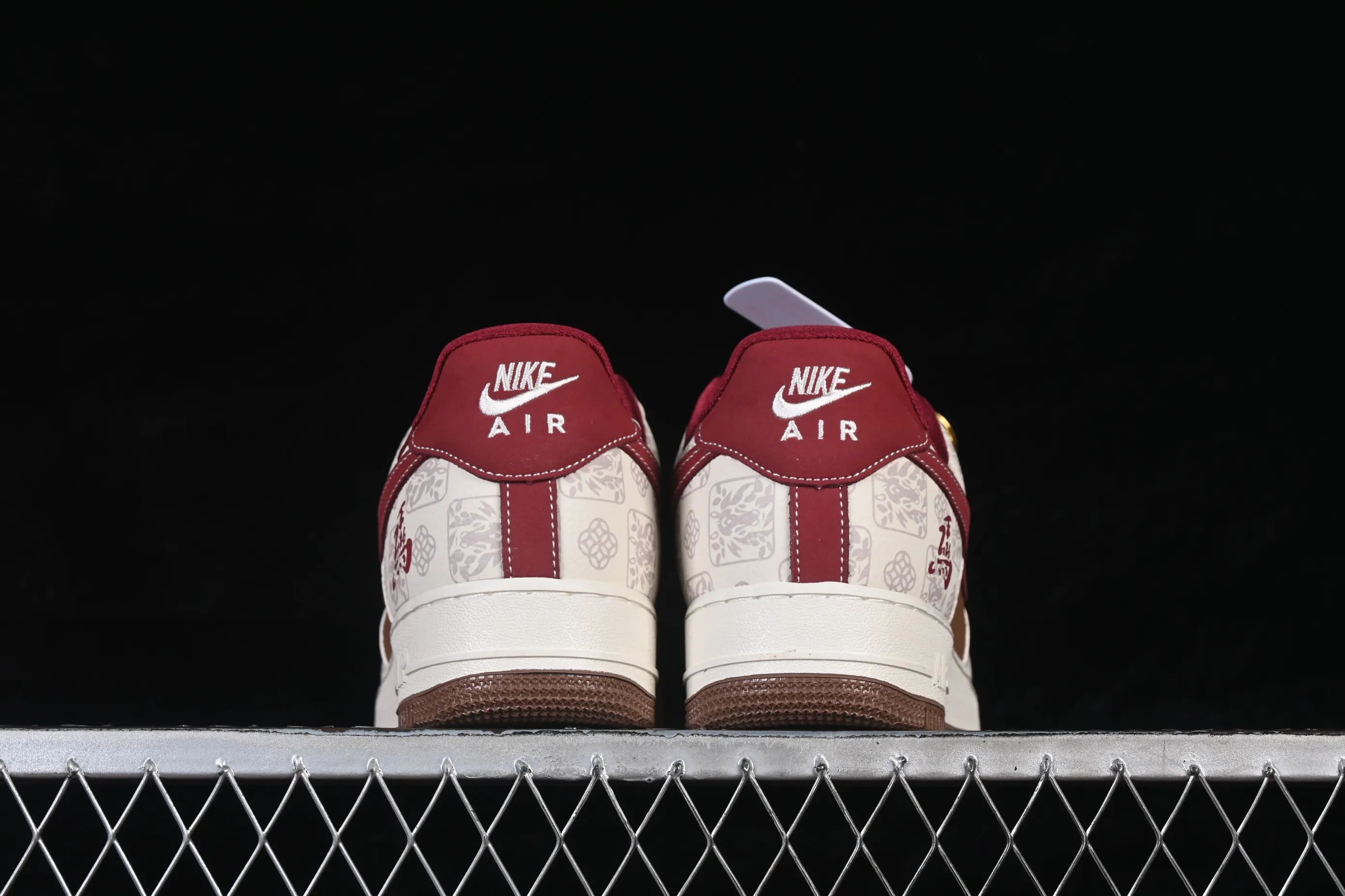 All Categories Nk Air Force 1 Air Force Series Nk Air Force 1 Low Air Force Low Nike Air Force 1'07 Low Year of the Horse Limited Co-branded White Brown Coin Style Air Force 1 Low-top Casual Shoes DW8806-007